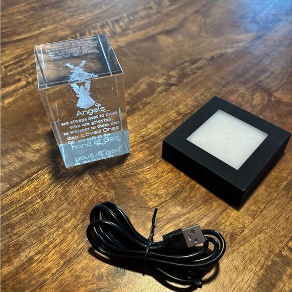 Angel 3D Laser Etched Hologram in Crystal Block with Light Box - Picture 6 of 7